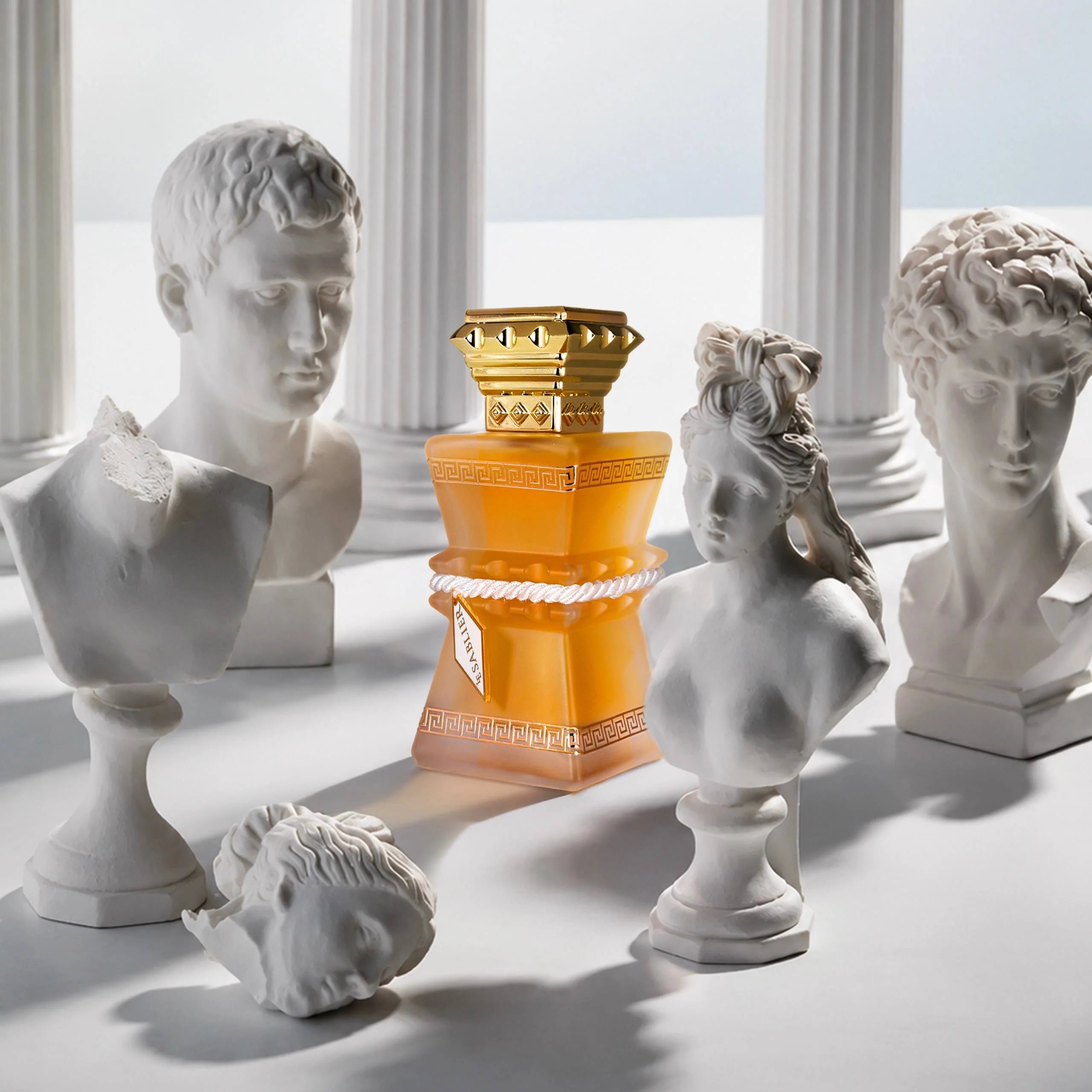 Le Sablier Zues Decants